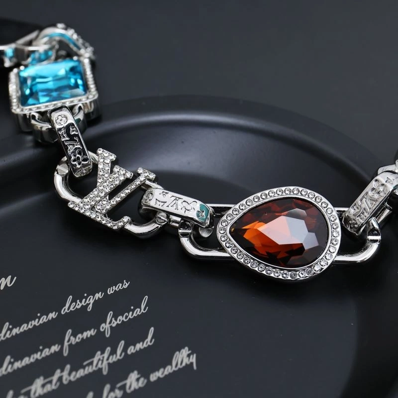 Louis Vuitton Bracelets AllSeason 256824