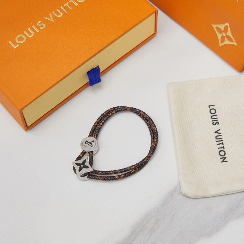 Functional Louis Vuitton Bracelets 256849