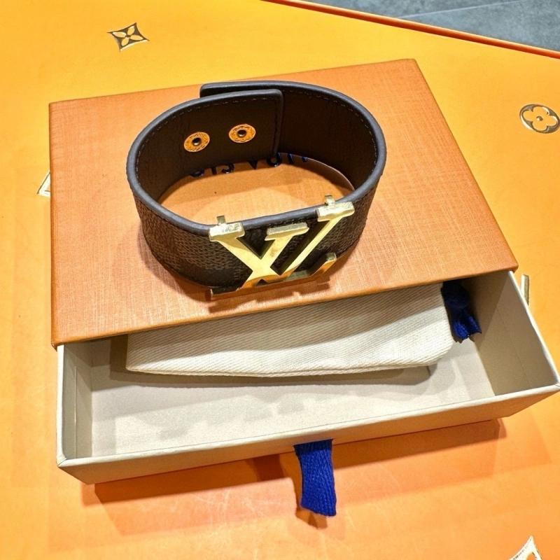 EasyMatch Louis Vuitton Bracelets 256810