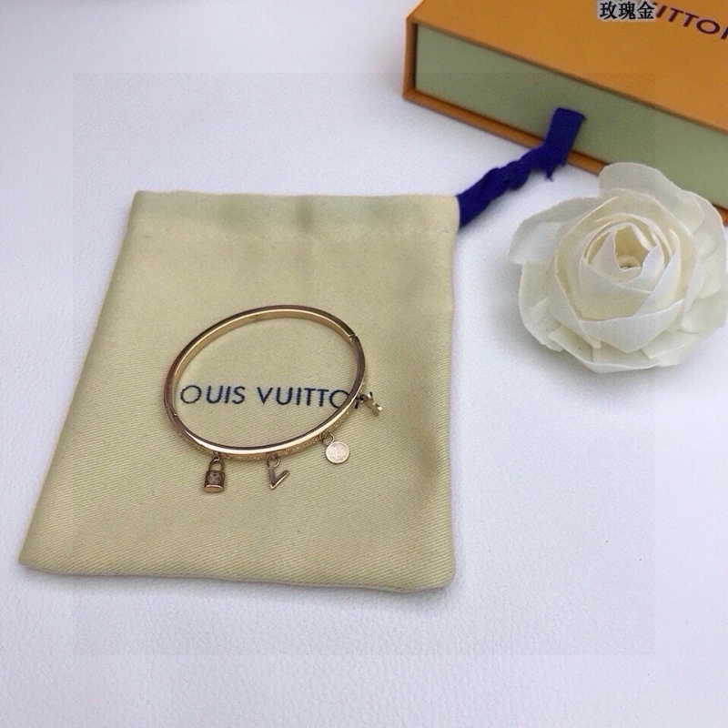 SunProtective Louis Vuitton Bracelets 256805
