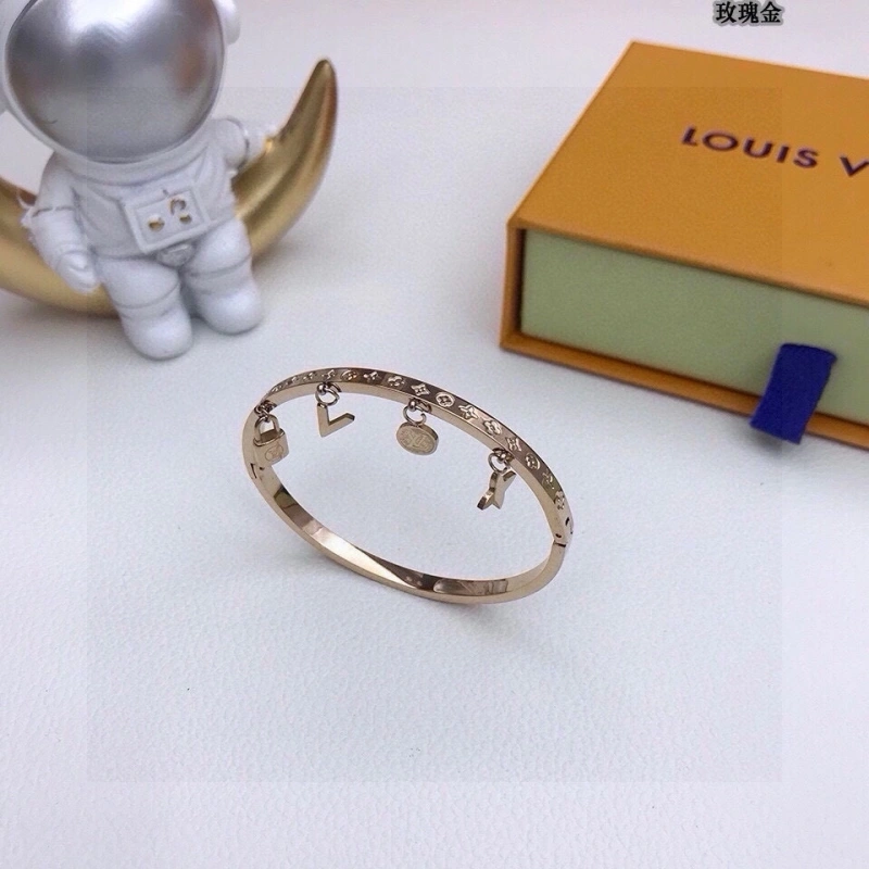 SunProtective Louis Vuitton Bracelets 256805