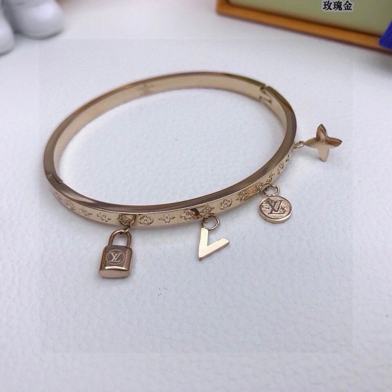 SunProtective Louis Vuitton Bracelets 256805