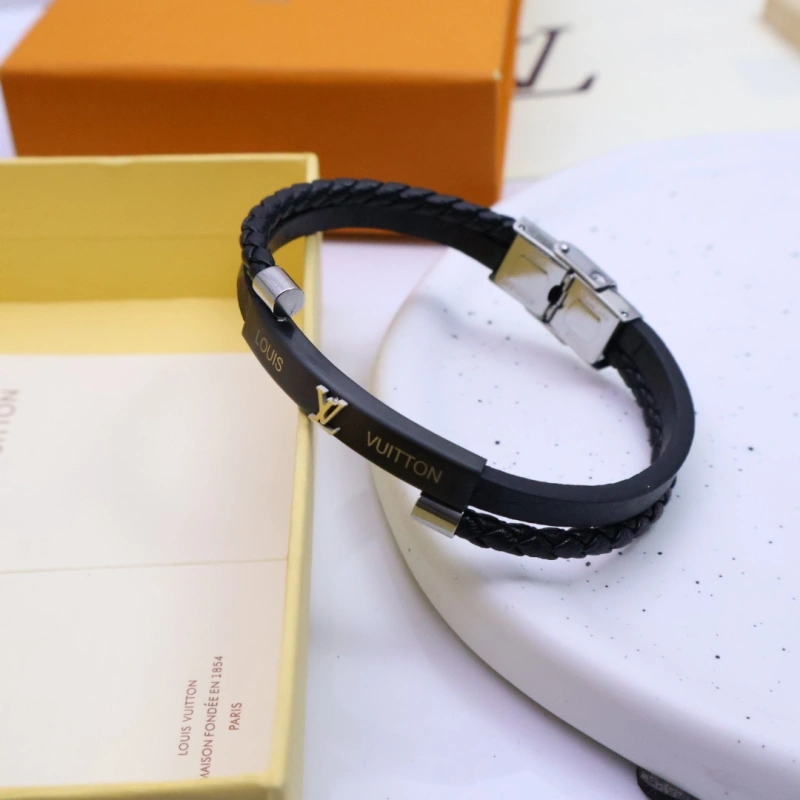 Attractive Louis Vuitton Bracelets 256786