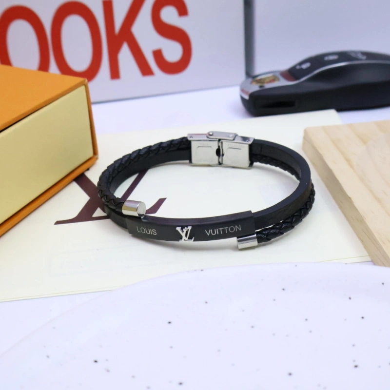 Attractive Louis Vuitton Bracelets 256786