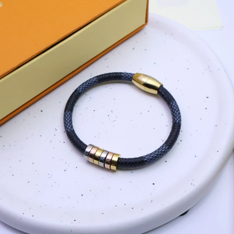 Louis Vuitton Bracelets Bold 256783