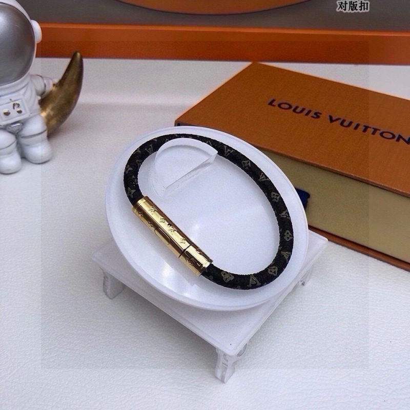 Louis Vuitton Bracelets Unisex 256777
