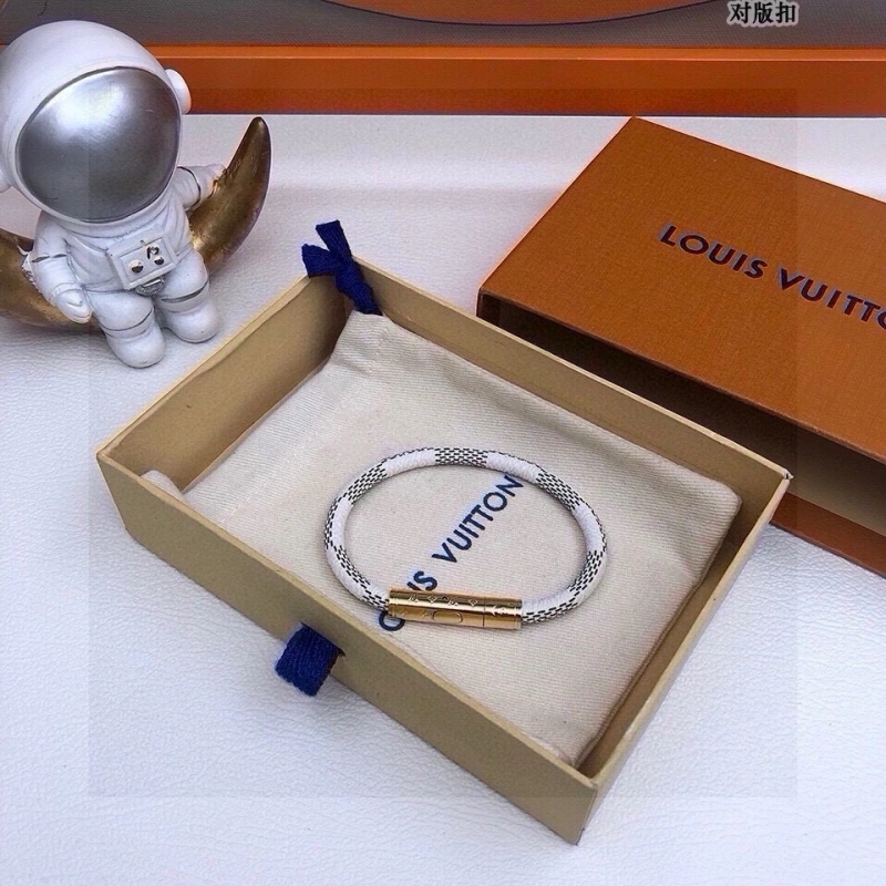 Louis Vuitton Bracelets WellDesigned 256776