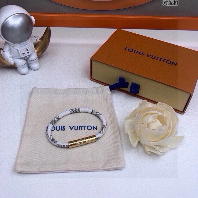 Louis Vuitton Bracelets WellDesigned 256776