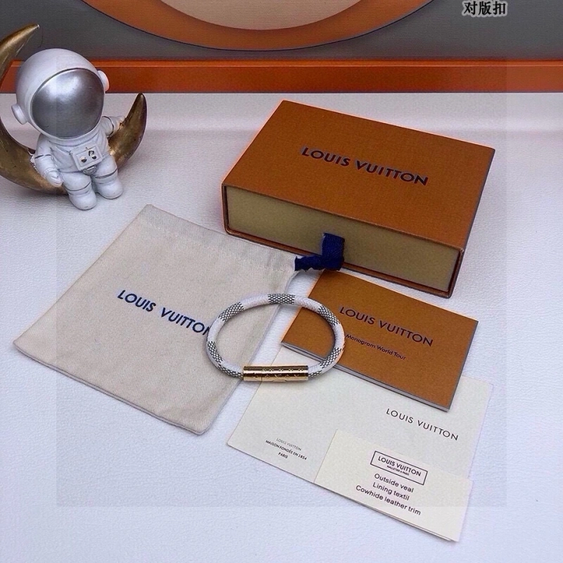 Louis Vuitton Bracelets WellDesigned 256776