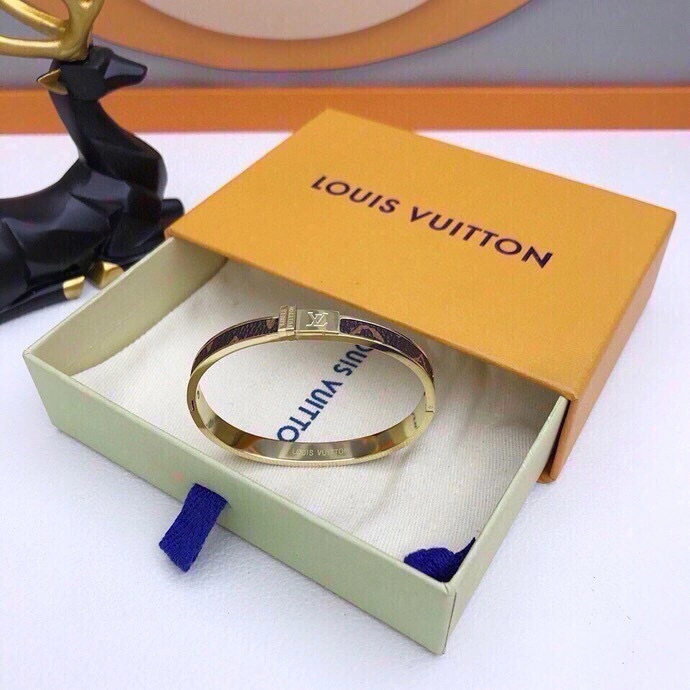 Louis Vuitton Bracelets Comfortable 256774