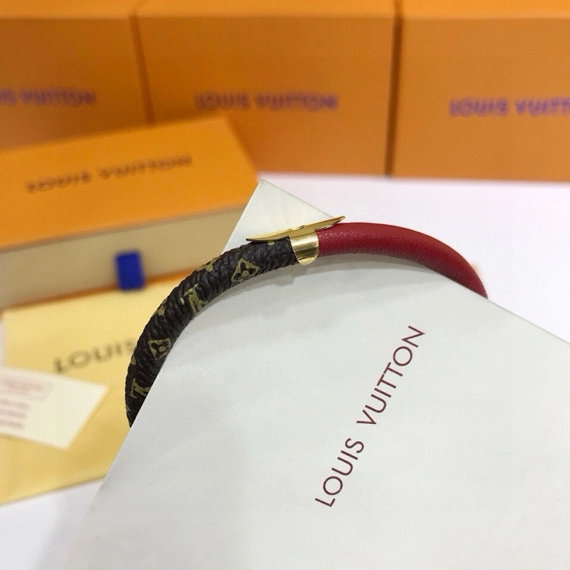 Louis Vuitton Bracelets Minimalist 256765