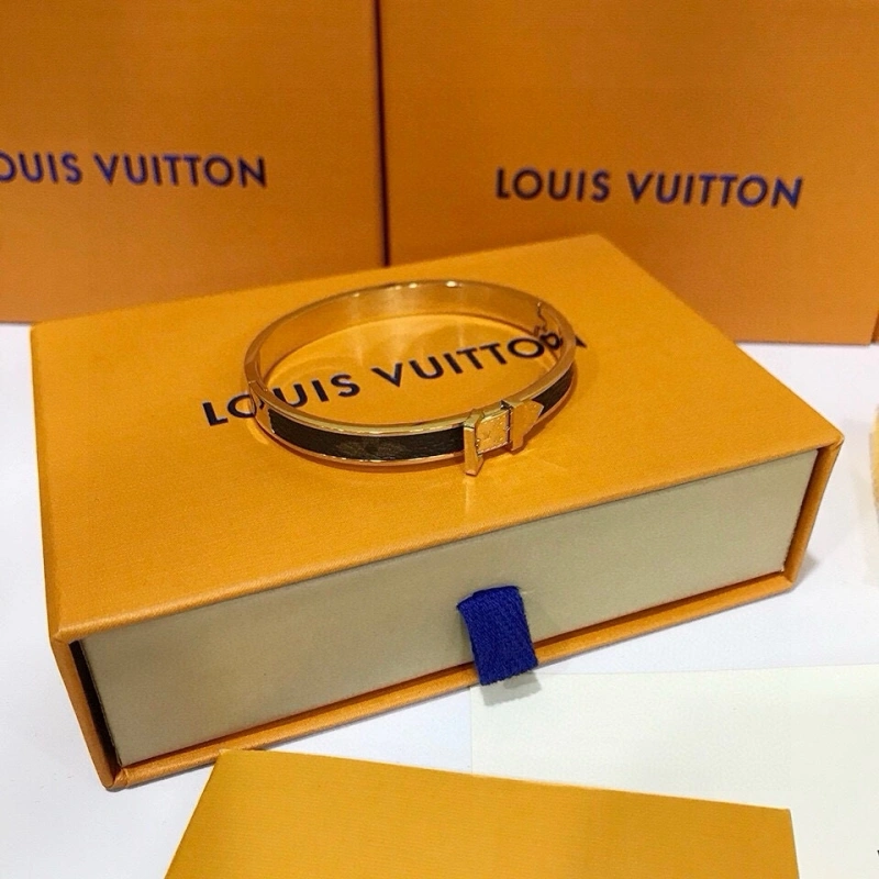 Louis Vuitton Bracelets Elegant 256764