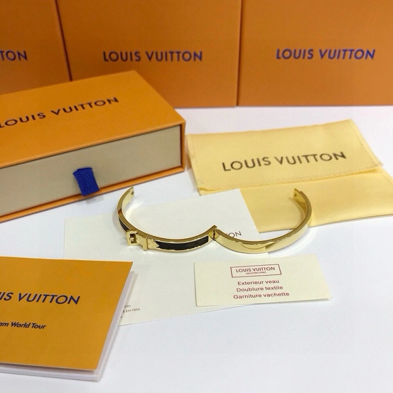 Louis Vuitton Bracelets Elegant 256764
