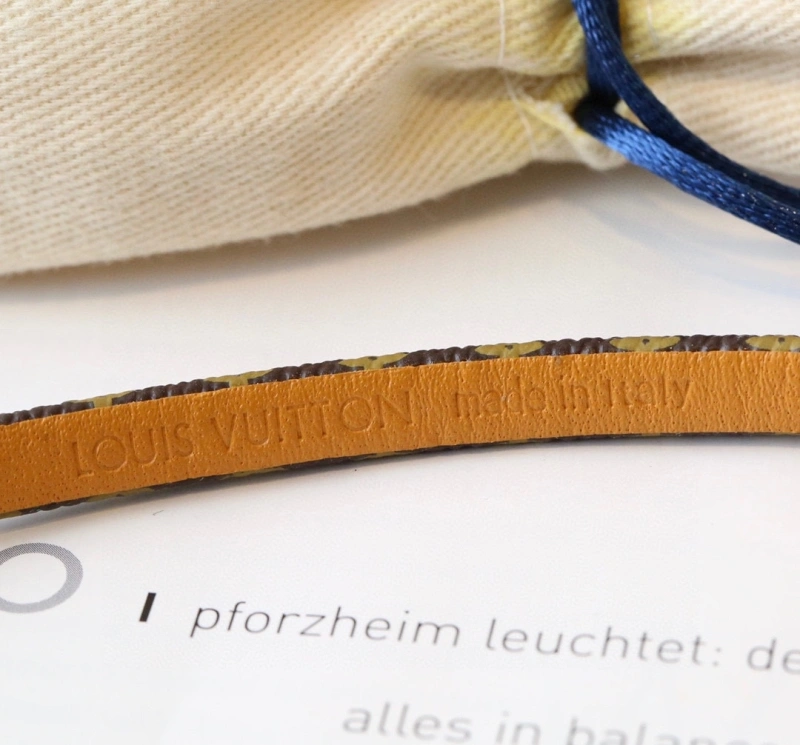 Fashionable Louis Vuitton Bracelets 256760
