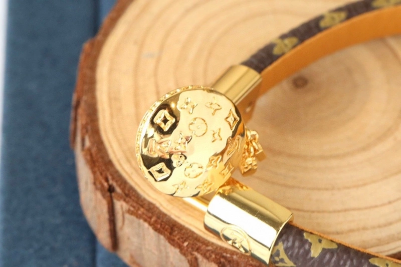 Louis Vuitton Bracelets Stretchable 256742