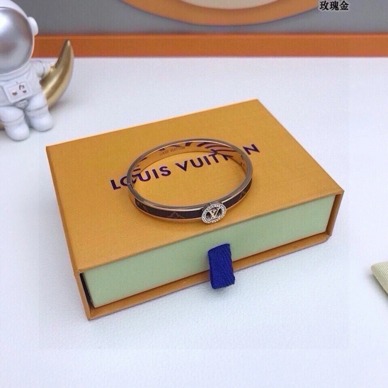 FlexibleFit Louis Vuitton Bracelets 256757
