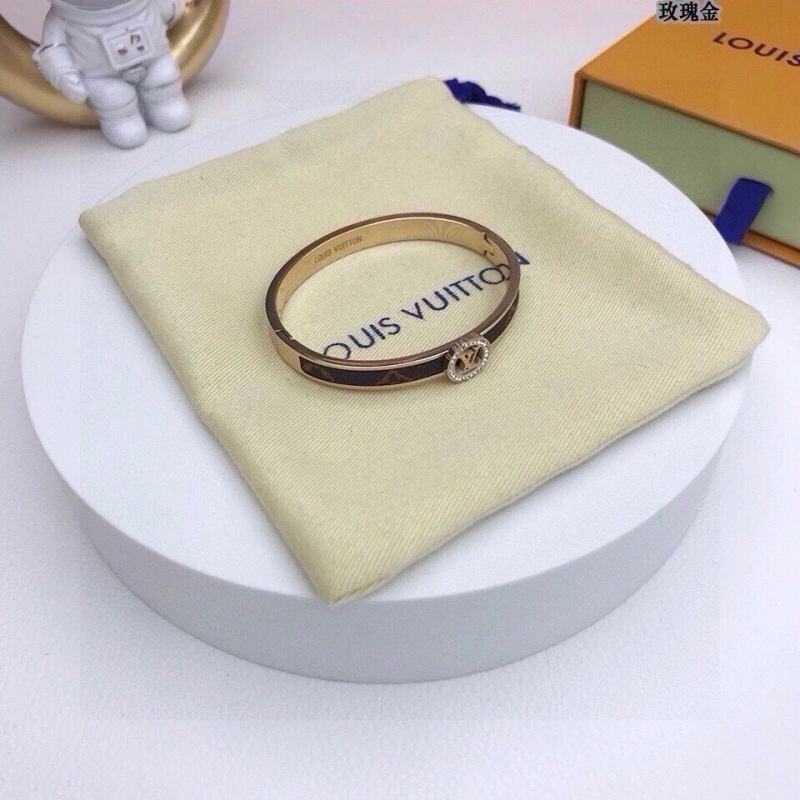 FlexibleFit Louis Vuitton Bracelets 256757