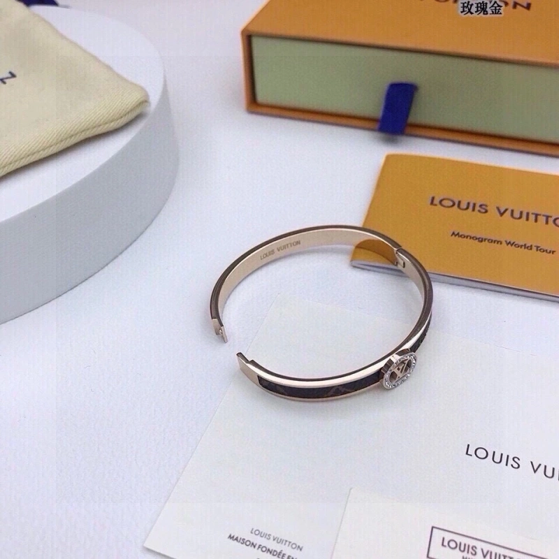 FlexibleFit Louis Vuitton Bracelets 256757