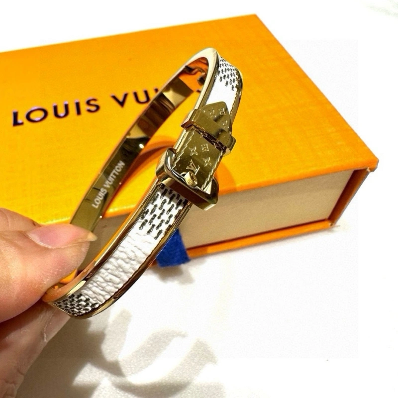 SmoothTexture Louis Vuitton Bracelets 256756