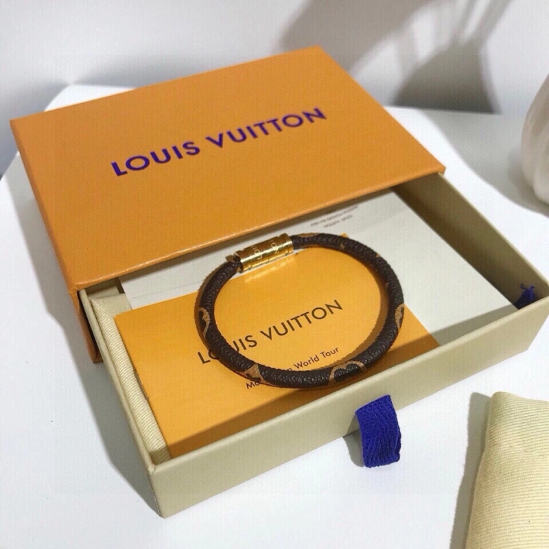 AllSeason Louis Vuitton Bracelets 256750