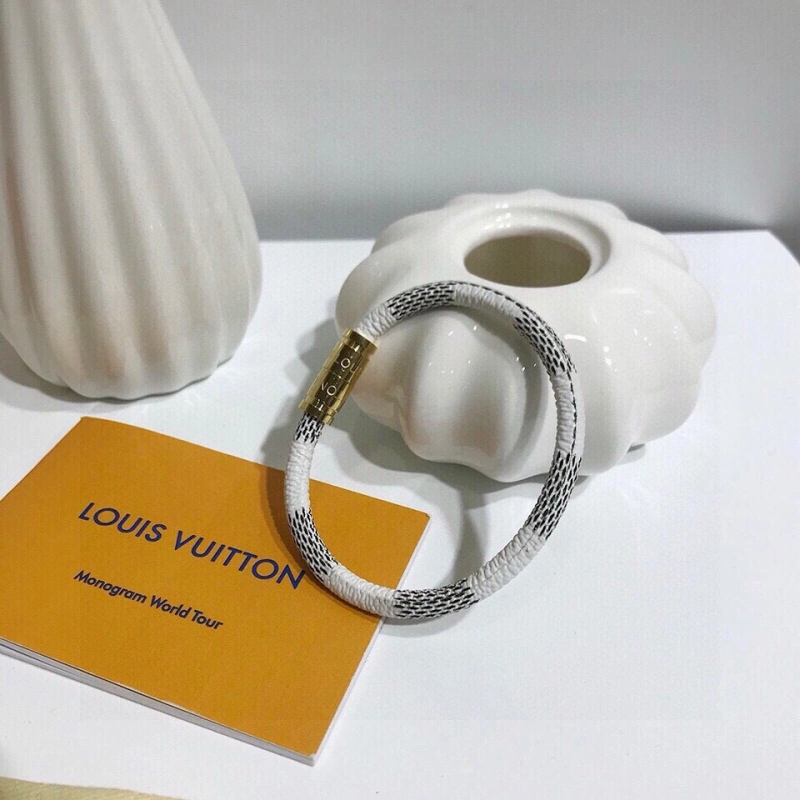 BestValue Louis Vuitton Bracelets 256749