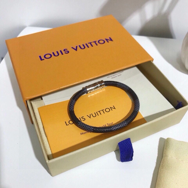 Louis Vuitton Bracelets Soft 256759