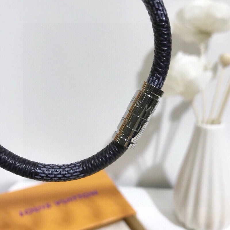 Louis Vuitton Bracelets Soft 256759