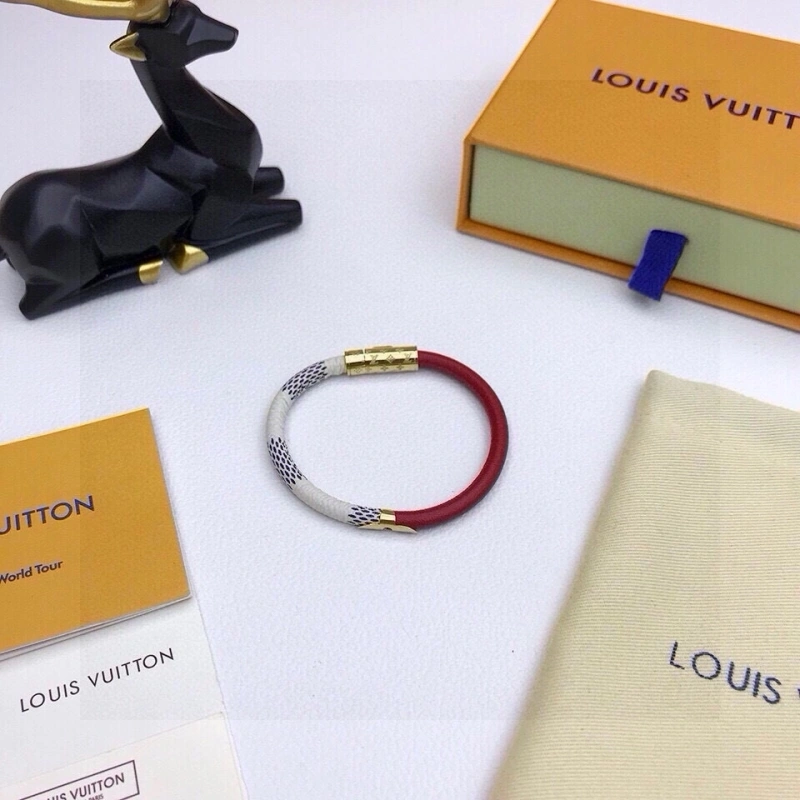 Louis Vuitton Bracelets Classic 256761