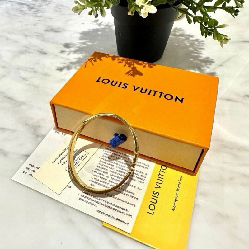 Durable Louis Vuitton Bracelets 256696