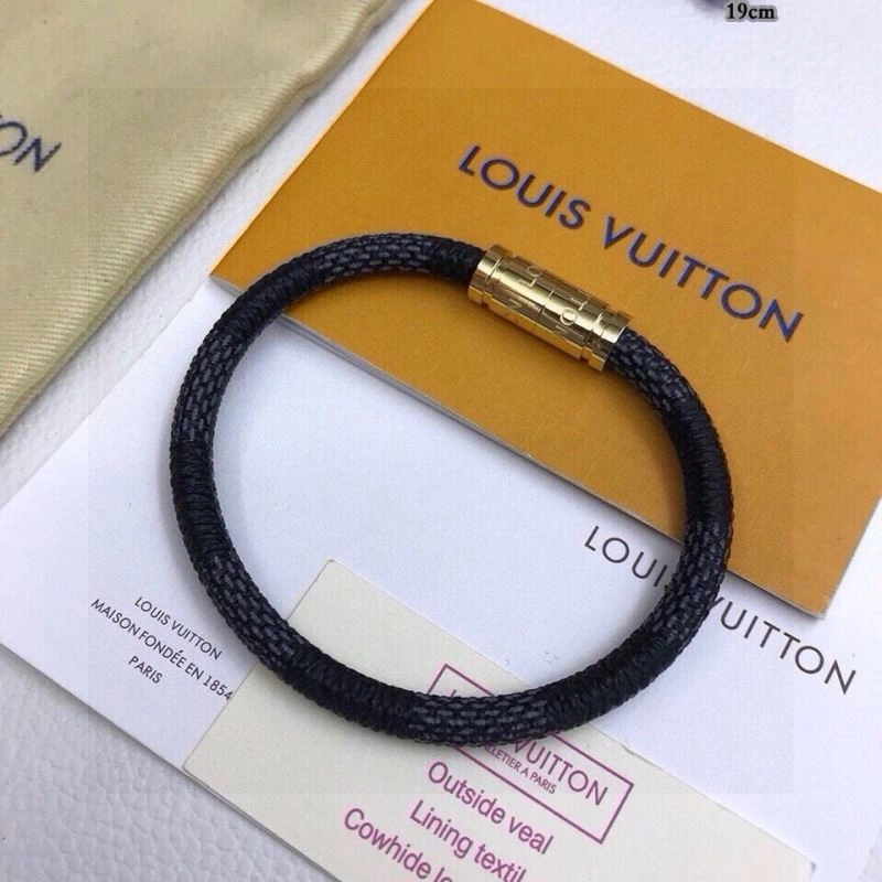 Louis Vuitton Bracelets Trendy 256705