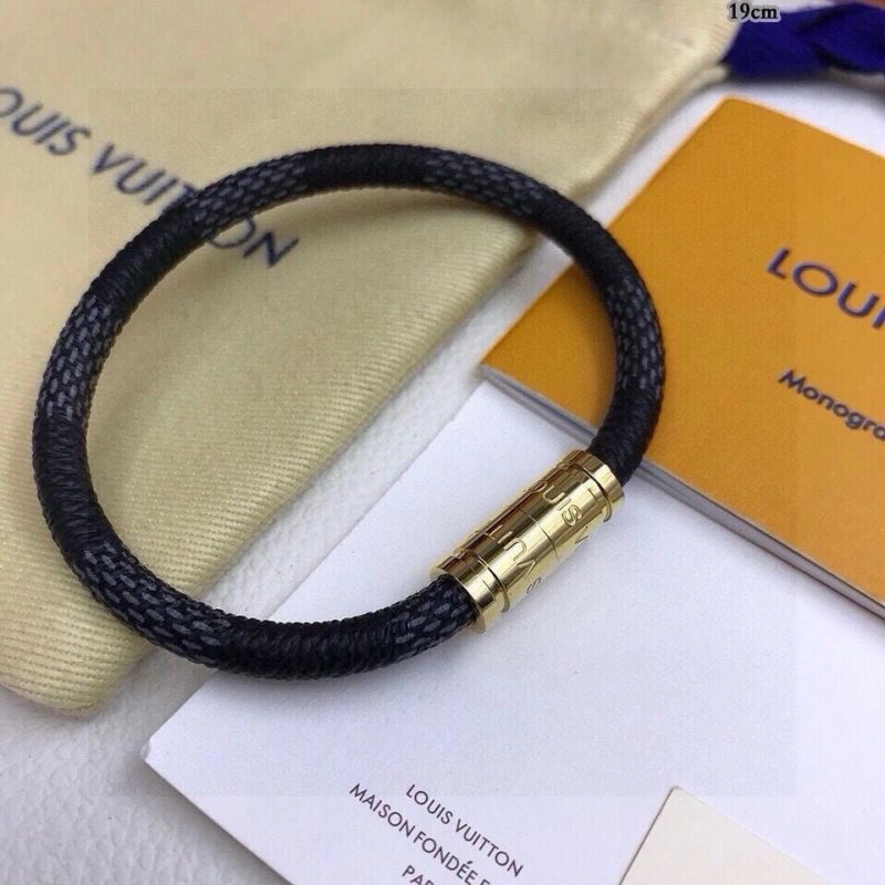 Louis Vuitton Bracelets Trendy 256705