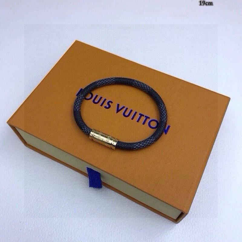 Louis Vuitton Bracelets Trendy 256705
