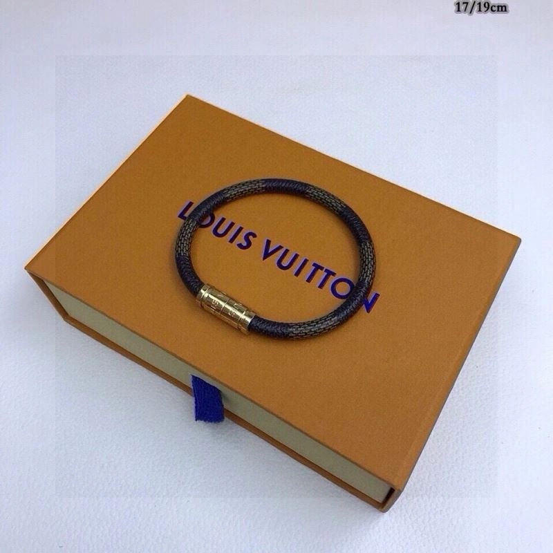 Bright Louis Vuitton Bracelets 256703
