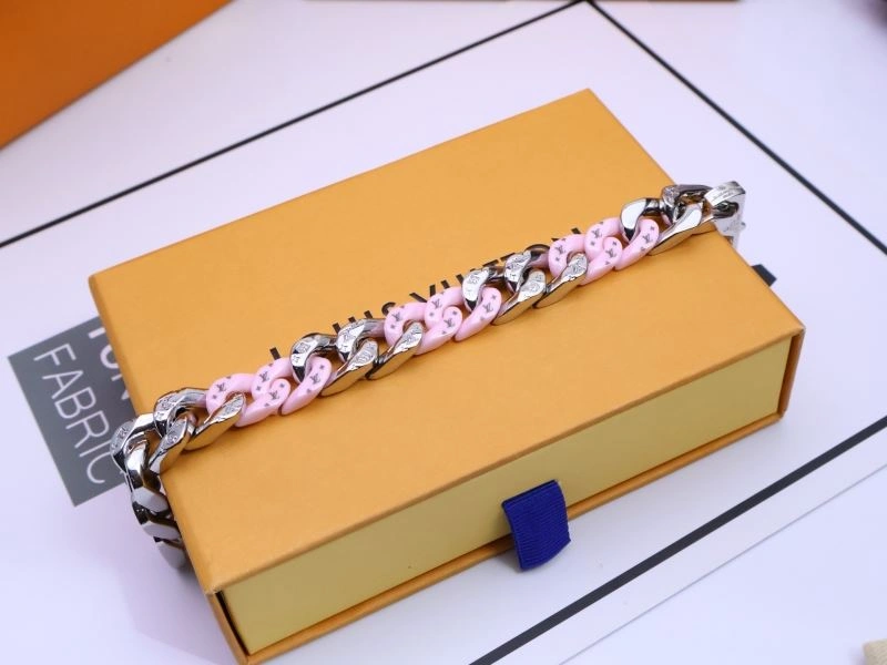Louis Vuitton Bracelets Sophisticated 256689