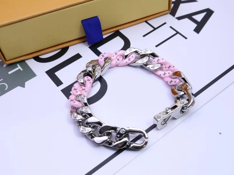 Louis Vuitton Bracelets Sophisticated 256689