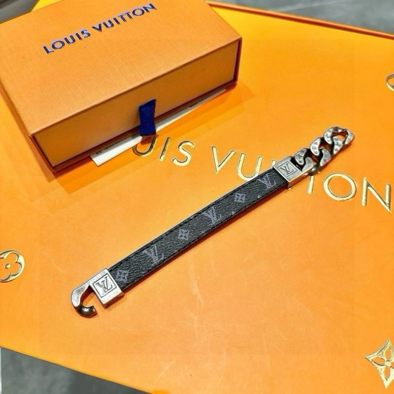 GoodFit Louis Vuitton Bracelets 256683