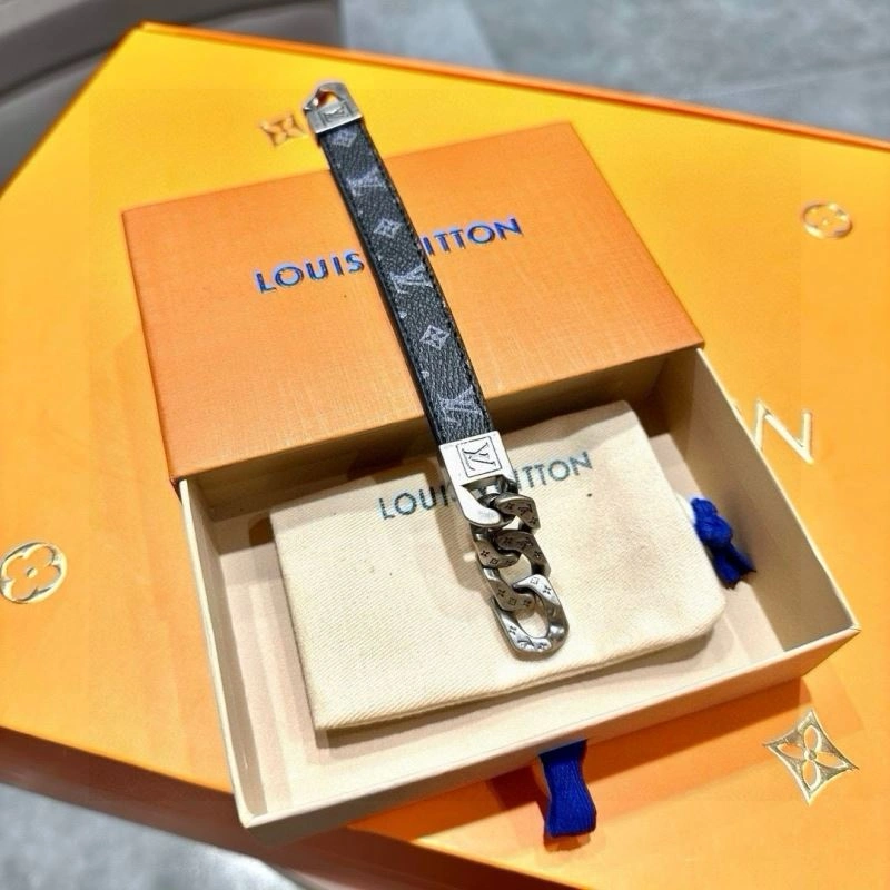 GoodFit Louis Vuitton Bracelets 256683