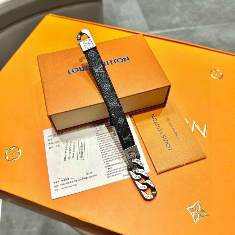 GoodFit Louis Vuitton Bracelets 256683