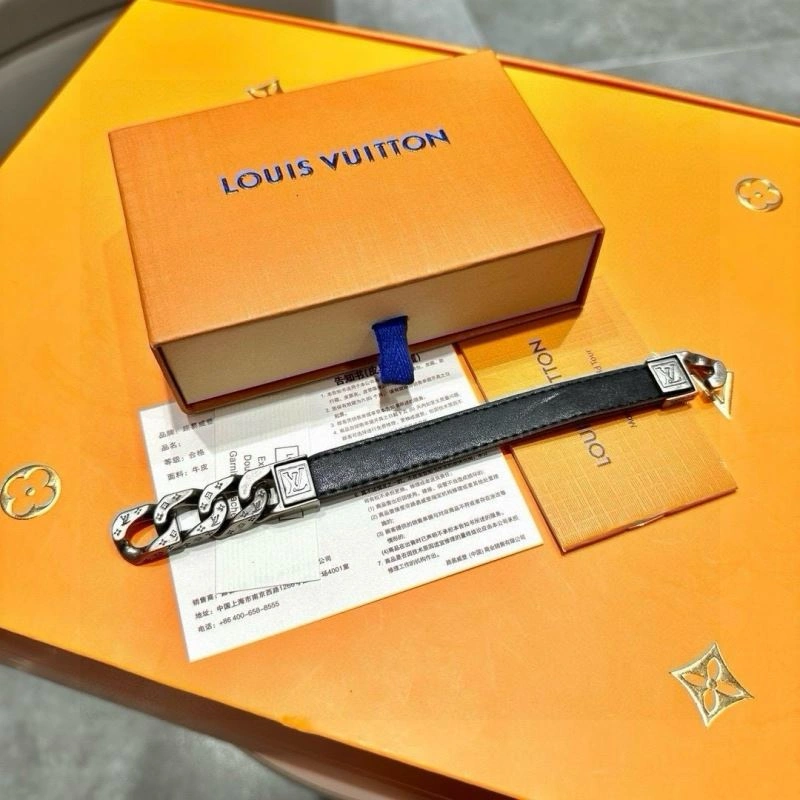 GoodFit Louis Vuitton Bracelets 256683