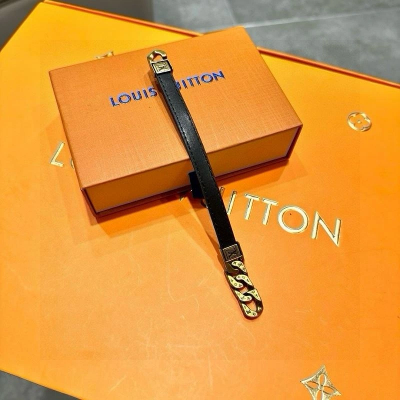 Louis Vuitton Bracelets ComfortFit 256679