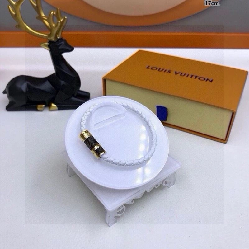 Louis Vuitton Bracelets Trendsetting 256672