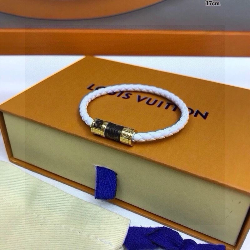 Louis Vuitton Bracelets Trendsetting 256672