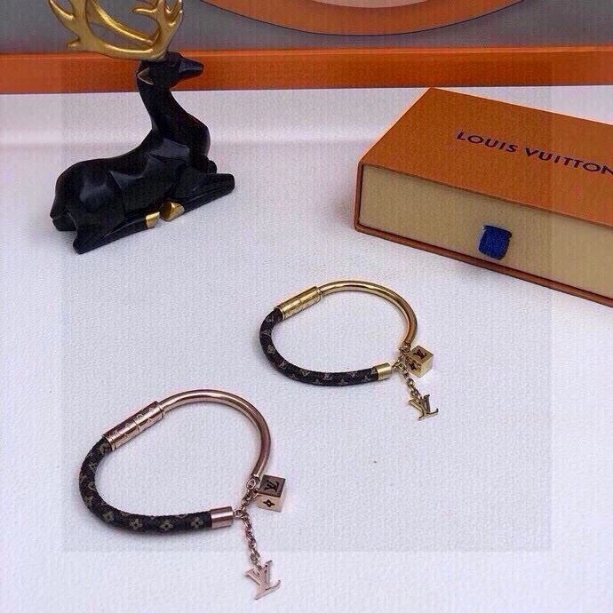 Youthful Louis Vuitton Bracelets 256682