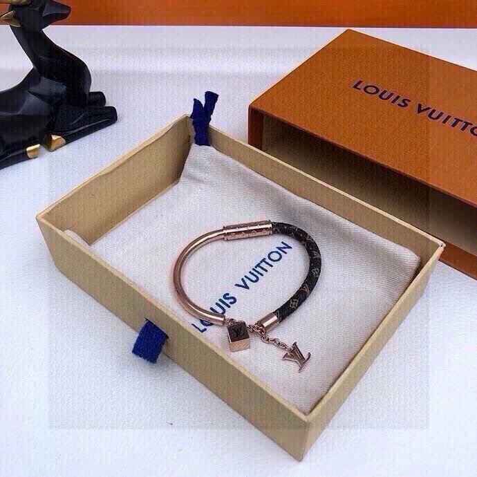 Youthful Louis Vuitton Bracelets 256682