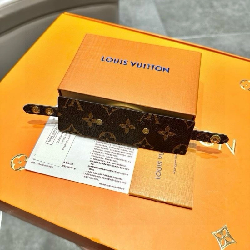 Louis Vuitton Bracelets EyeCatching 256654