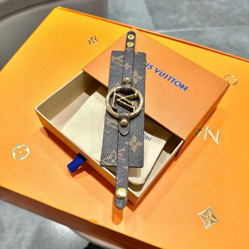 Louis Vuitton Bracelets EyeCatching 256654