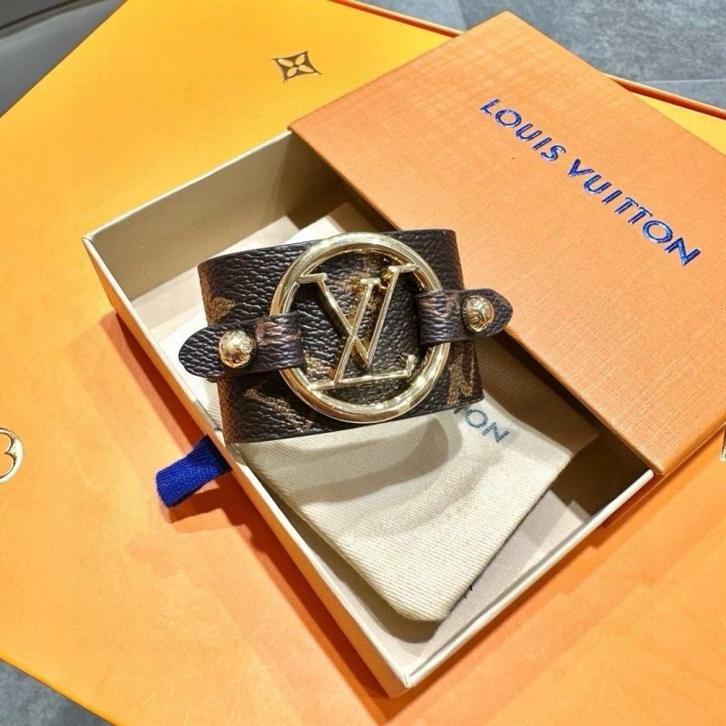 Louis Vuitton Bracelets EyeCatching 256654