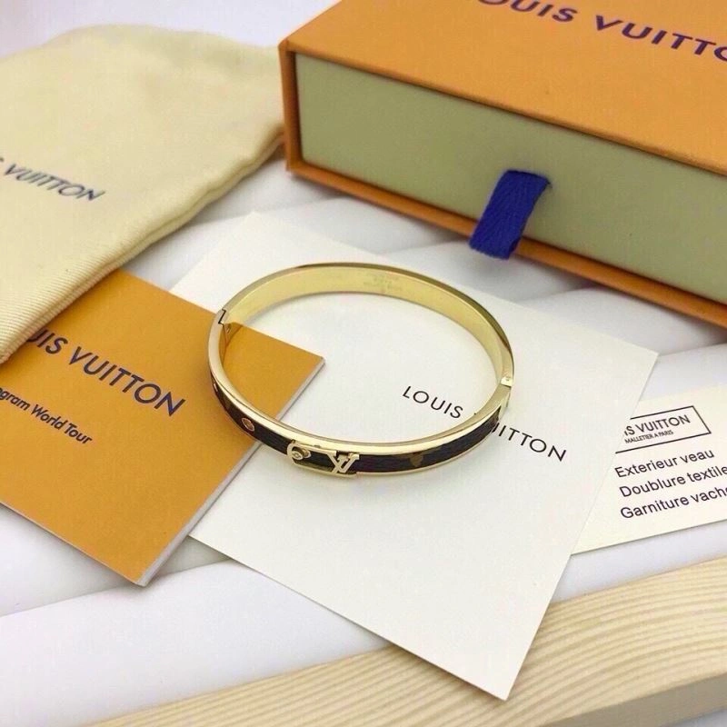 Durable Louis Vuitton Bracelets 256655