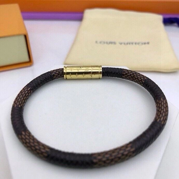 Louis Vuitton Bracelets Comfortable 256660