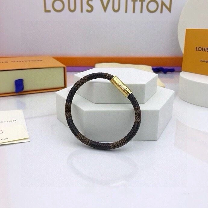 Louis Vuitton Bracelets Comfortable 256660